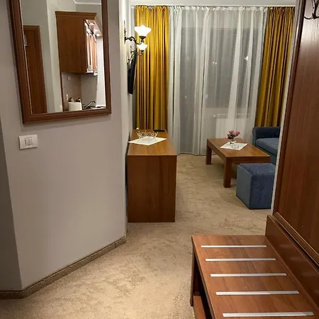 Anna Near Gondola 公寓 班斯科